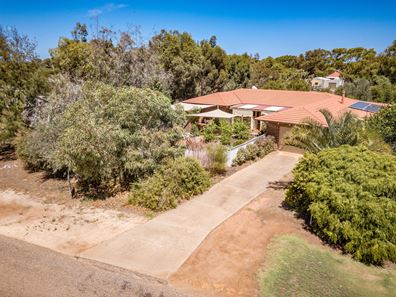 7 Logue Court, Walkaway WA 6528