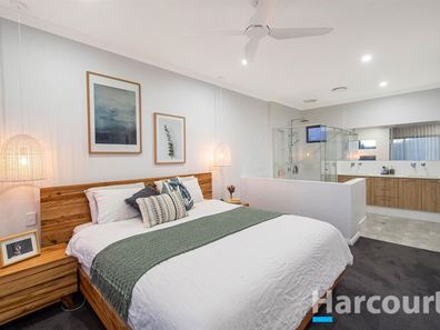 3 Quandong Parkway, Halls Head WA 6210