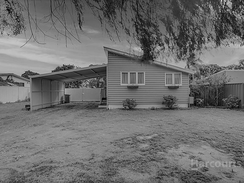 32 Flinders Street, Falcon WA 6210