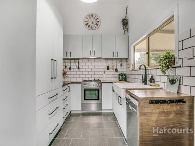 32 Flinders Street, Falcon WA 6210
