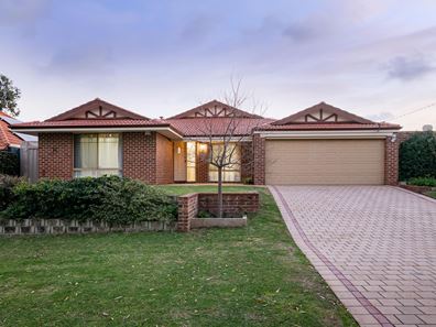 13 Templetonia Avenue, Sorrento WA 6020