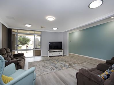 6 Brand Place, Morley WA 6062