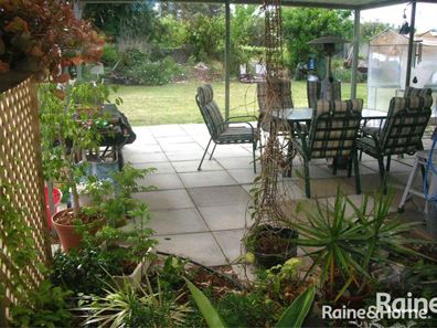 8 Wannyne Street, Mandurah WA 6210