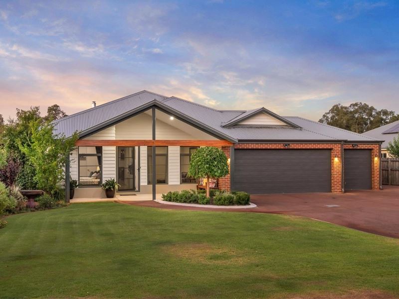 8 Inglis Alley, The Vines WA 6069