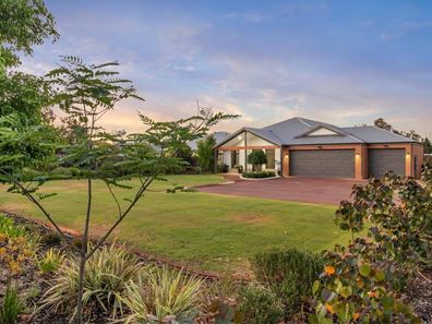 8 Inglis Alley, The Vines WA 6069