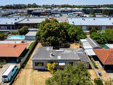14 First Ave, Mandurah WA 6210
