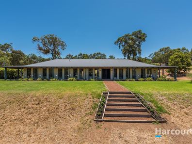 31 Maine-Anjou Drive, Lower Chittering WA 6084