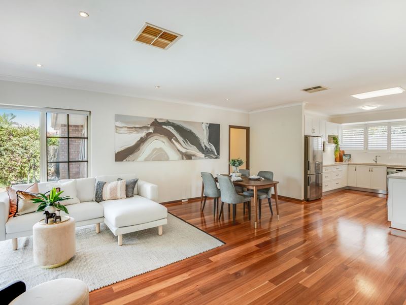 39 HARTUNG WAY, Bull Creek