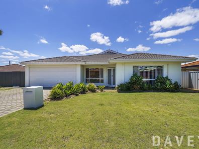 12 Broughton Heights, Kinross WA 6028