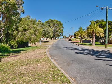 65 Carlisle Street, Shoalwater WA 6169