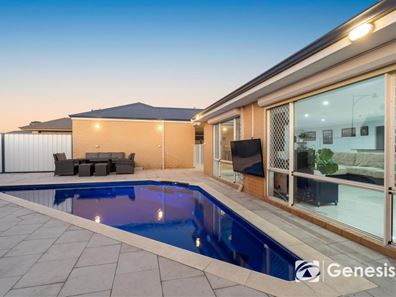 2 Bayonne Corner, Piara Waters WA 6112