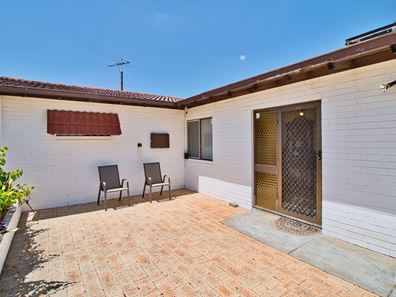 11 Orion Street, Rockingham WA 6168