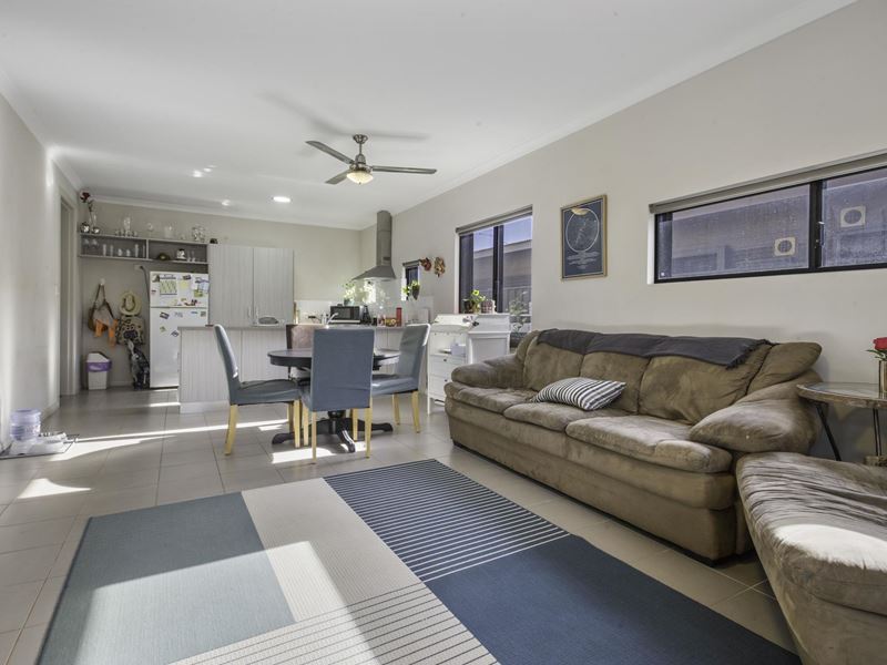 6 Mantaray Loop, Nickol