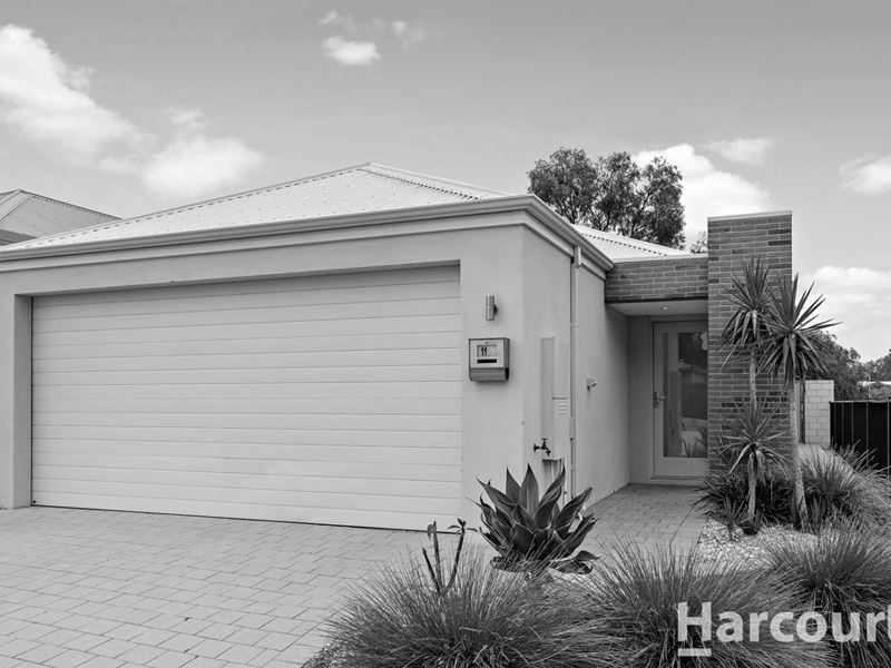 11 Pingle Drive, Greenfields