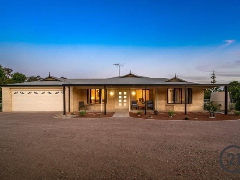 42 Evergreen Loop, Stake Hill
