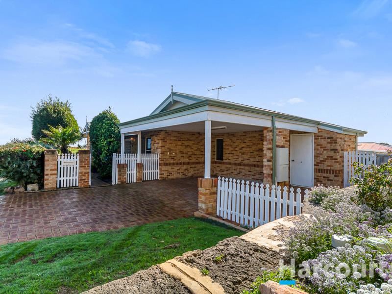 1 Tulare Turn, Joondalup