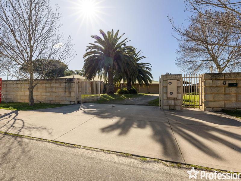 8 Coulthard Crescent, Canning Vale