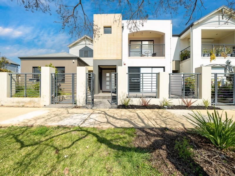 45 Gaudi Way, Clarkson
