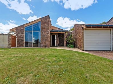 9 Carr Crescent, Warwick WA 6024