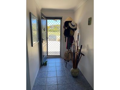 33 Premier Circle, Dongara WA 6525