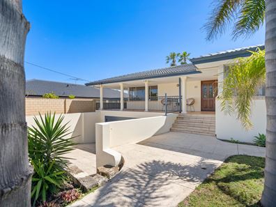 38 Wavelea Street, Safety Bay WA 6169