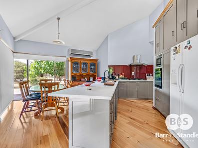 40 Gavins Gully Court, Dardanup West WA 6236