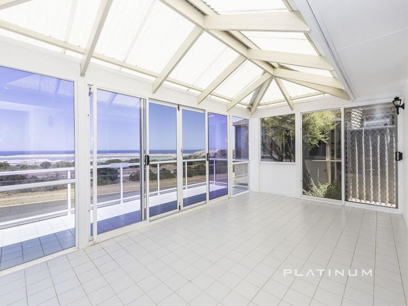 52A Southern Cross Circle, Ocean Reef