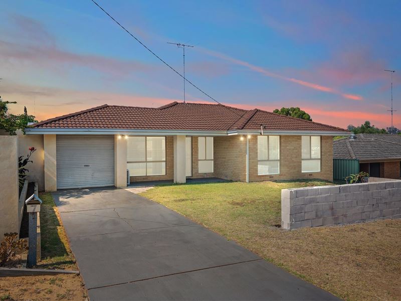 7 Littlefair Drive, Withers