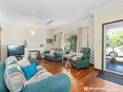 10 Windfield Road, Melville WA 6156