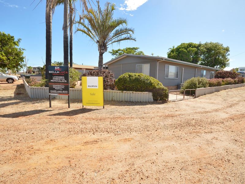 13 Maver Street, Kalbarri