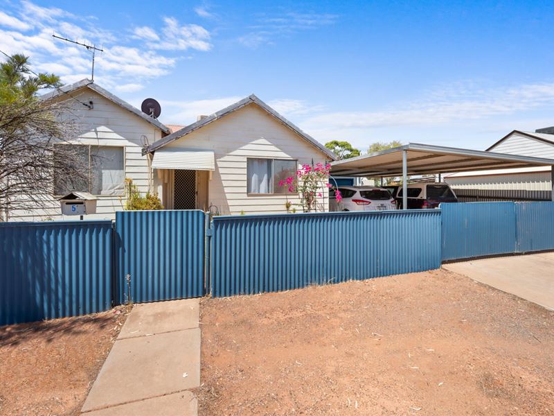 5 Chamberlain Street, Kalgoorlie