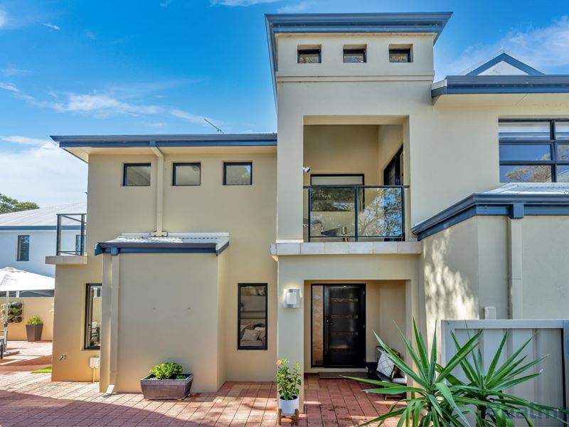 15/79 Sticks Boulevard, Erskine