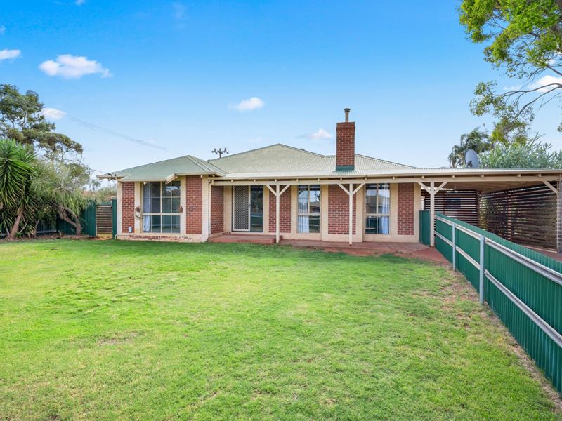 2 Carroll Place, Hannans