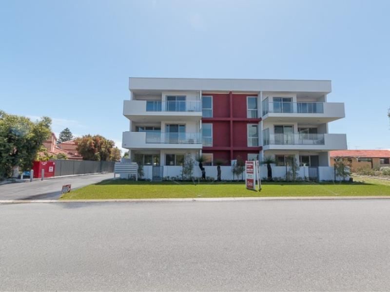 7/102 Kent Street, Rockingham WA 6168