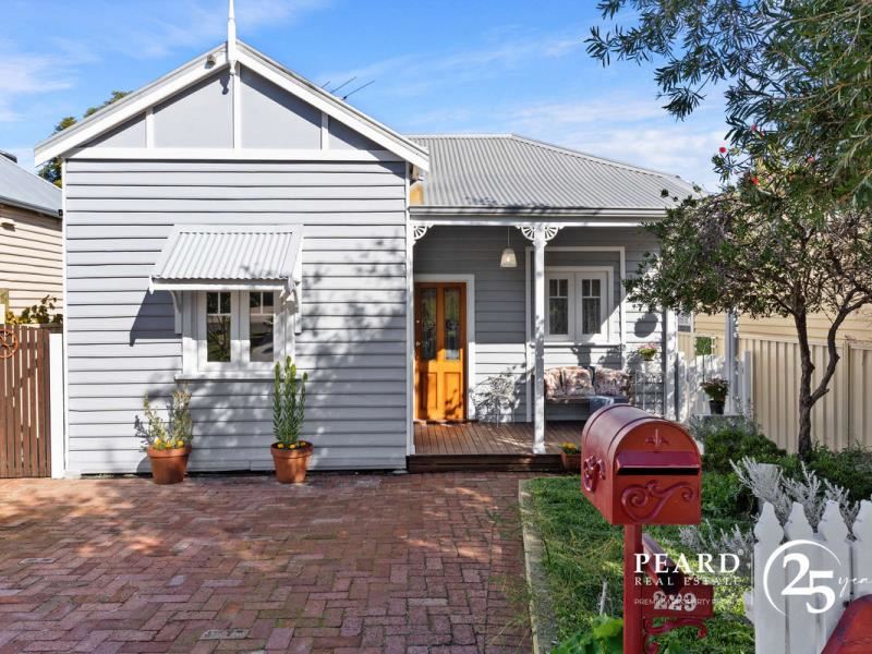 229 Gloucester Street, Victoria Park WA 6100