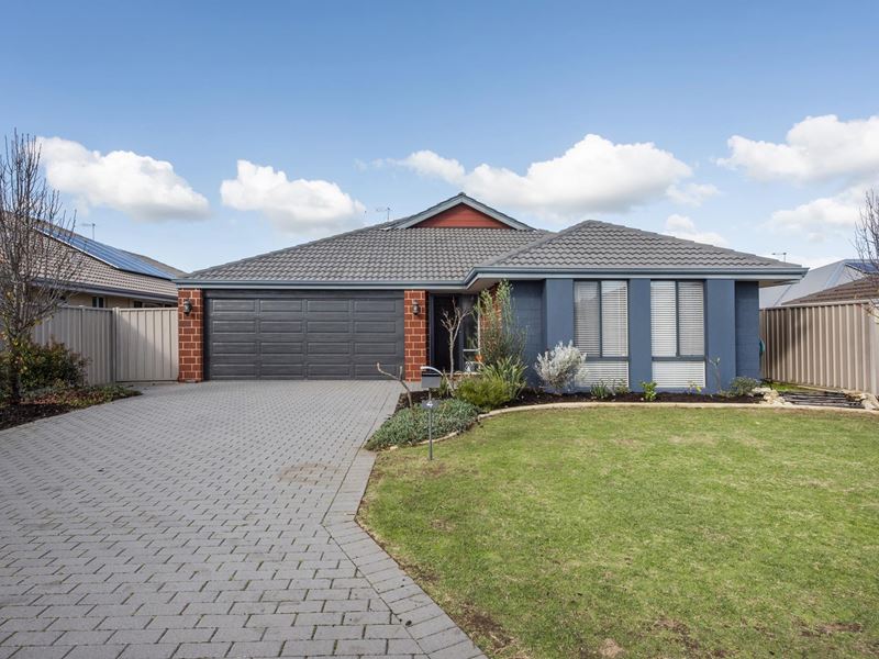 4 Crimson Road, Karnup WA 6176