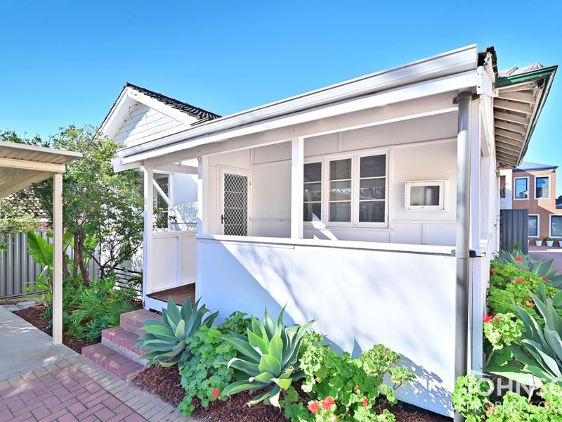 120 Grand Promenade, Doubleview