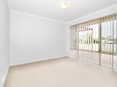 6 Wills Court, Cooloongup WA 6168