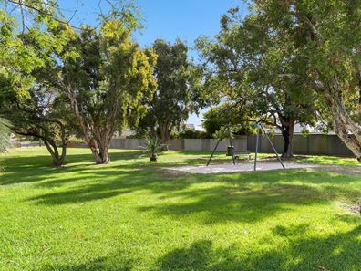 35a Dalston Crescent, Kardinya WA 6163