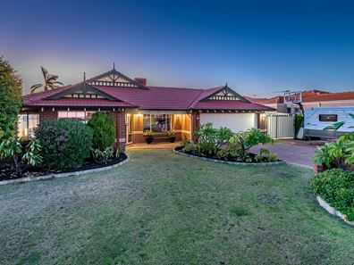 7 Oriana Place, Currambine WA 6028