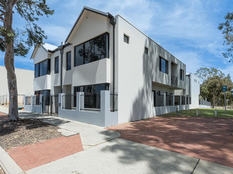 15B Tottenham Road, Joondalup