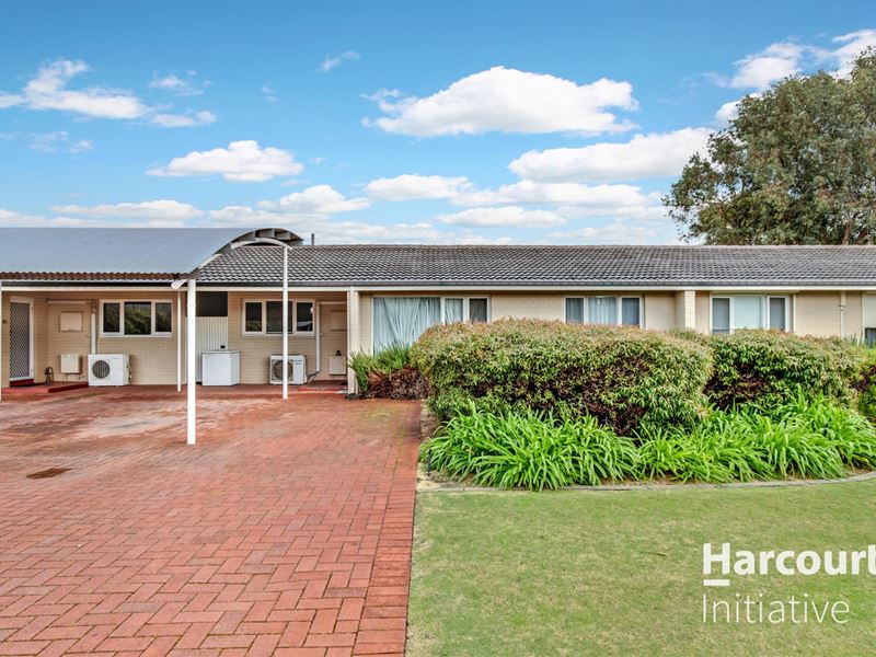 2/11 Westbrook Way, Girrawheen