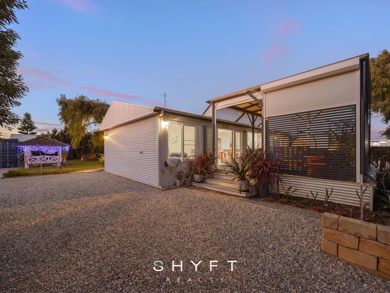 19 Walker Avenue, Lancelin WA 6044