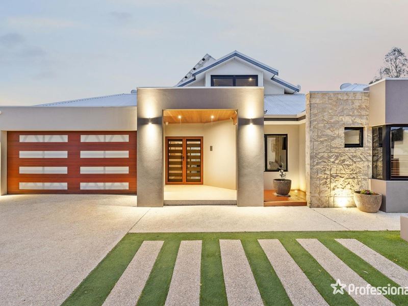 2 Gallagher Way, Wattle Grove