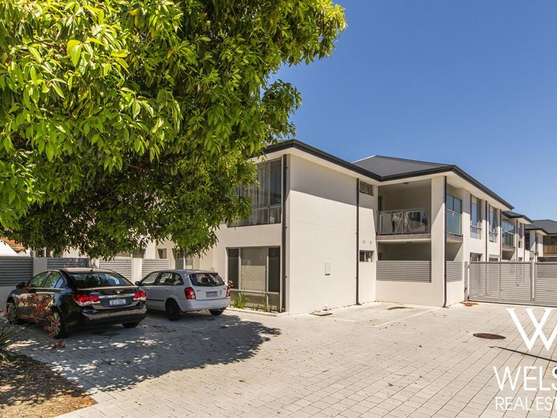 8/5 Parkview Parade, Redcliffe