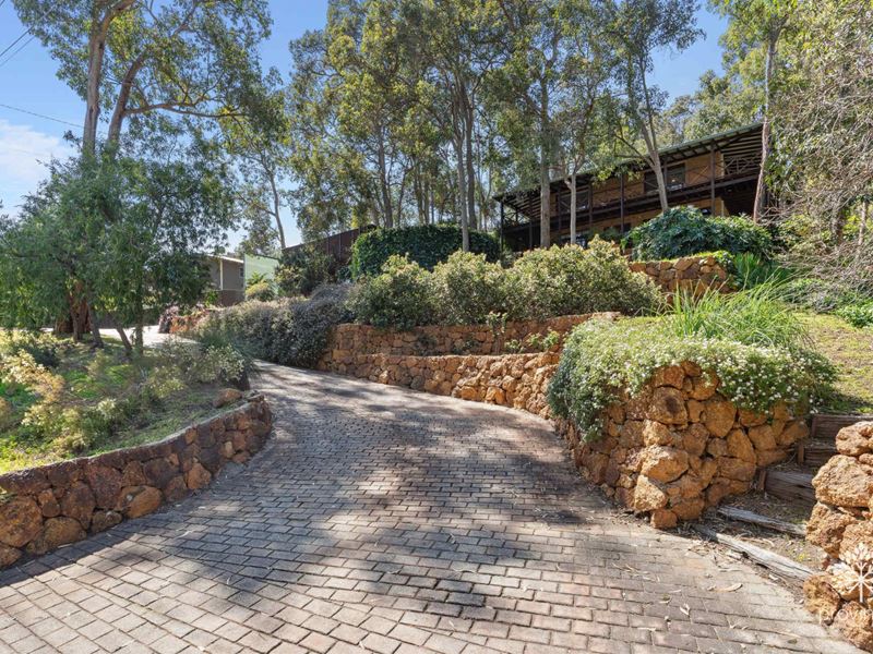 188 Orange Valley Road, Kalamunda WA 6076