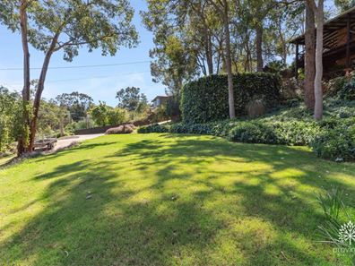 188 Orange Valley Road, Kalamunda WA 6076