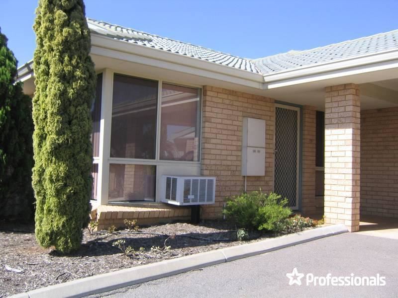 3/4 McDermott Avenue, Wandina WA 6530