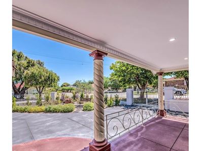 56 Sexton Road, Inglewood WA 6052