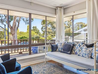 18 Maisie Crescent, Wembley Downs WA 6019